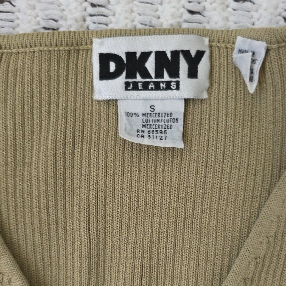 DKNY Women's V-Neck Ribbed Sweater in Light Khaki - Picture 2 of 4